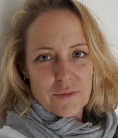 Dr. Anke SCHARRER, 